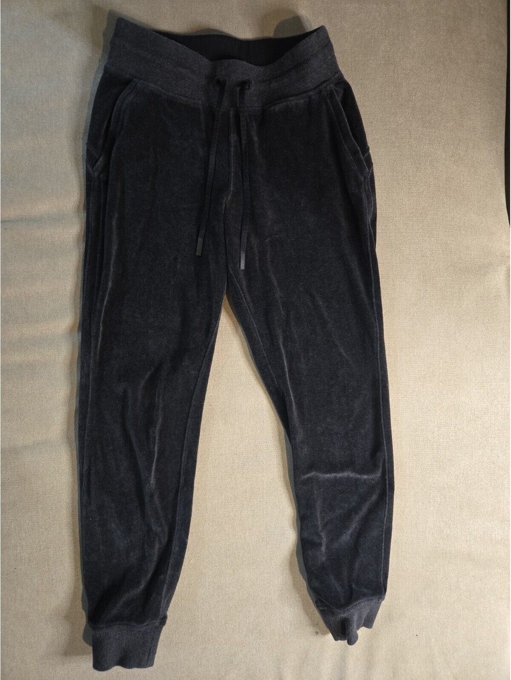 Lululemon Warm Down Jogger Velvet In Heathered Black SZ 4